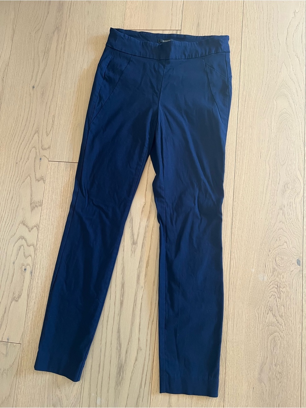 RW&CO. Navy Pull-On Skinny Pants